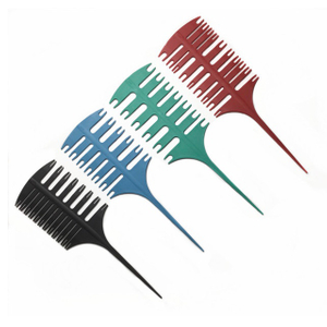 Sezionamento professionale a 3 vie Evidenzia il pettine per capelli per il salone
